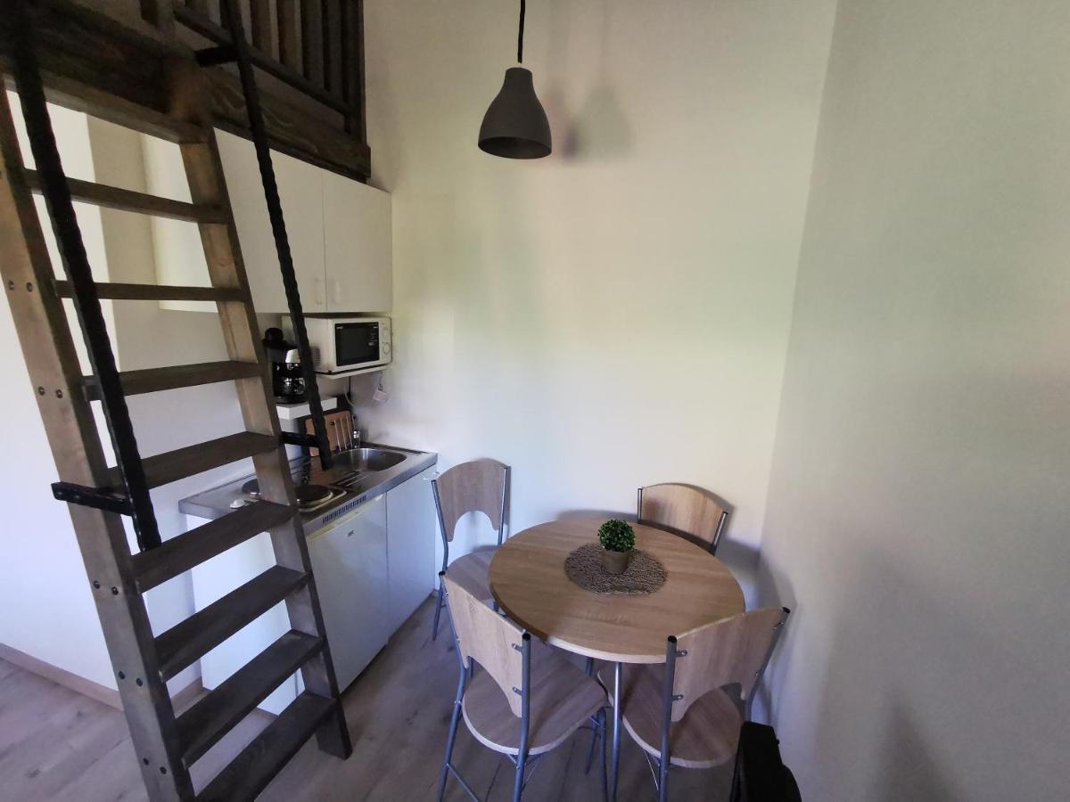 Apartment Vali Neni Kifozde Es *