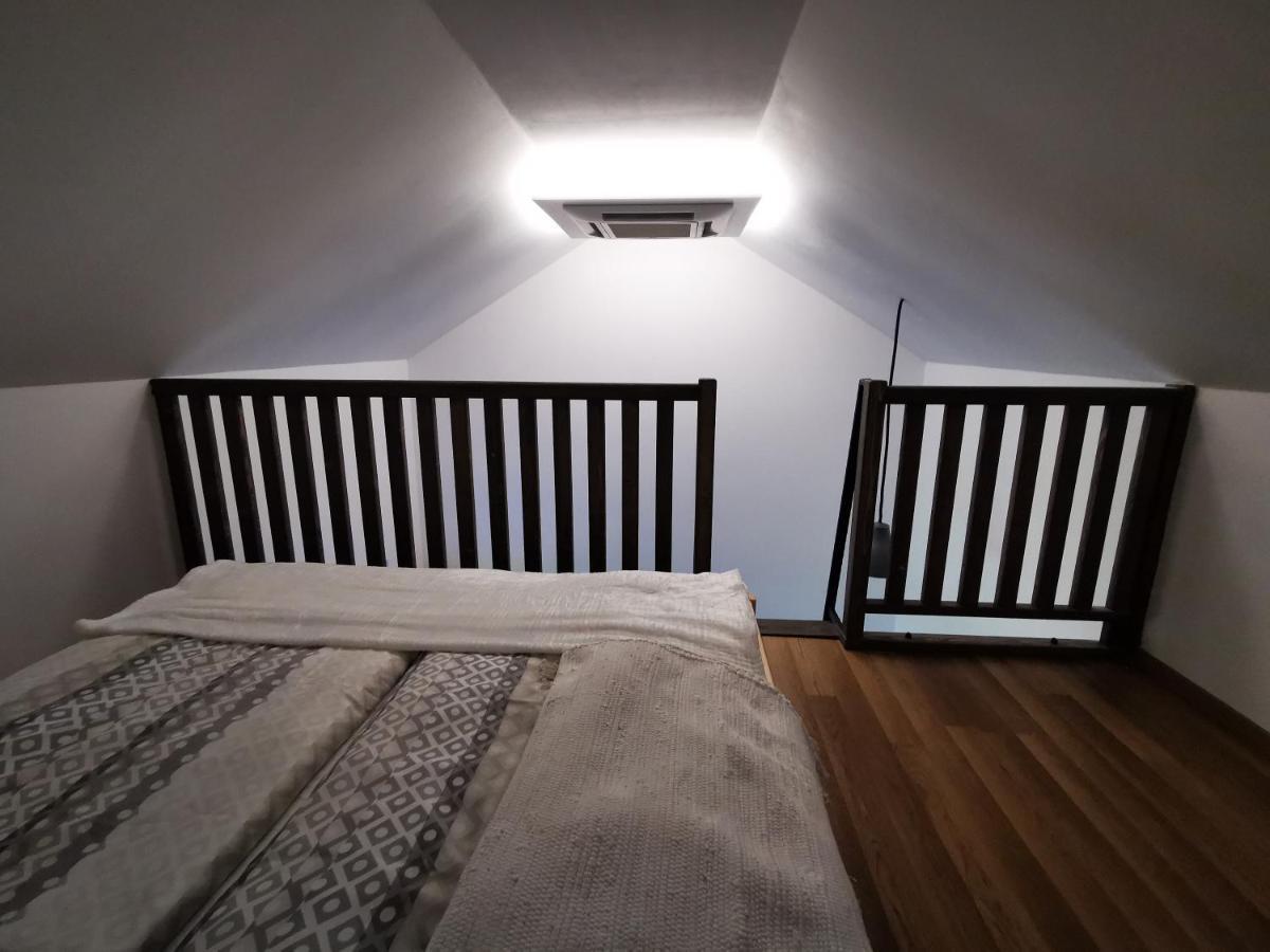 Apartment Vali Neni Kifozde Es *