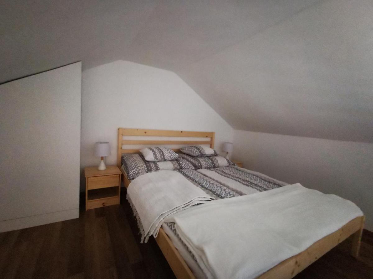 Vali Neni Kifozde Es